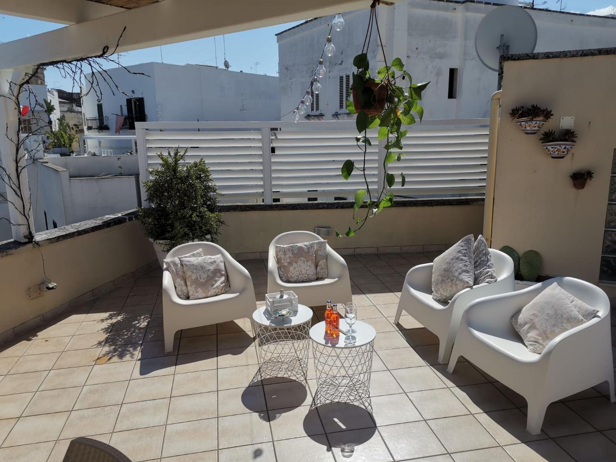 Palazzo Venezia - Luxury Holiday Rooms Monopoli Exteriör bild